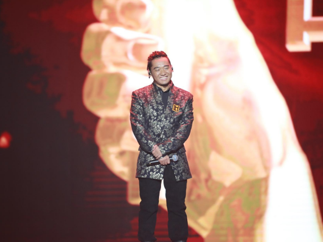 秦霄贤@《中国好声音》8个冠军，只有2个人有名有姓，其余6人无人问津