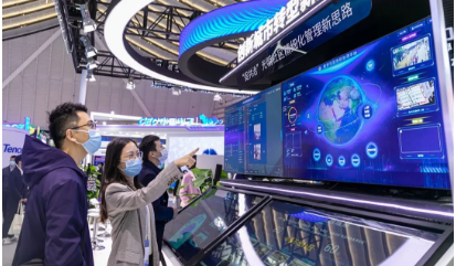 5G|侠客岛：在古镇感受世界前沿科技，是什么体验？