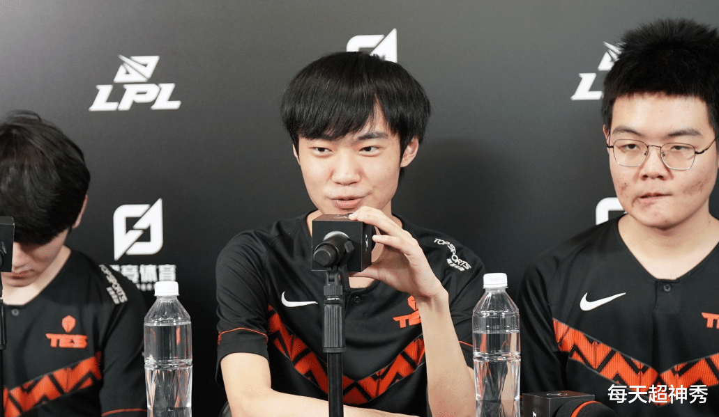 『tes战队』率TES斩获五连胜后,Knight的举动赢得尊重,成功绝非偶然!