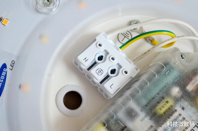 产品经理|华为生态链产品，达伦智能吸顶灯，让你躺在床上就能看到星空璀璨