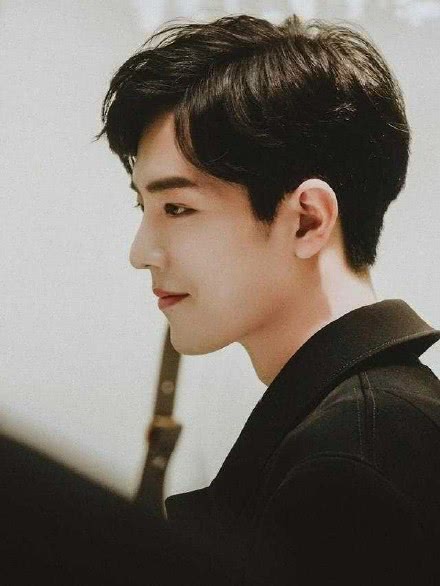 肖战@原形毕露？肖战粉丝脱饭回踩，发长文实锤战战表里不一