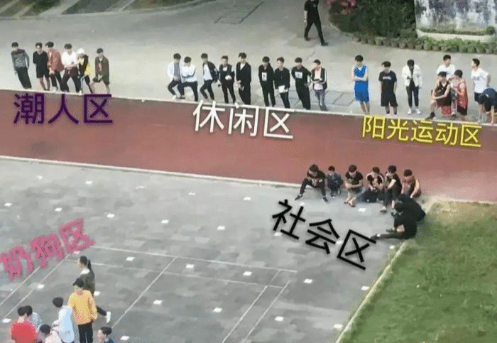 熊孩子|河边蹲一天, 最后就钓上来这个，哈哈哈究竟是个啥嘛，能不能吃啊？