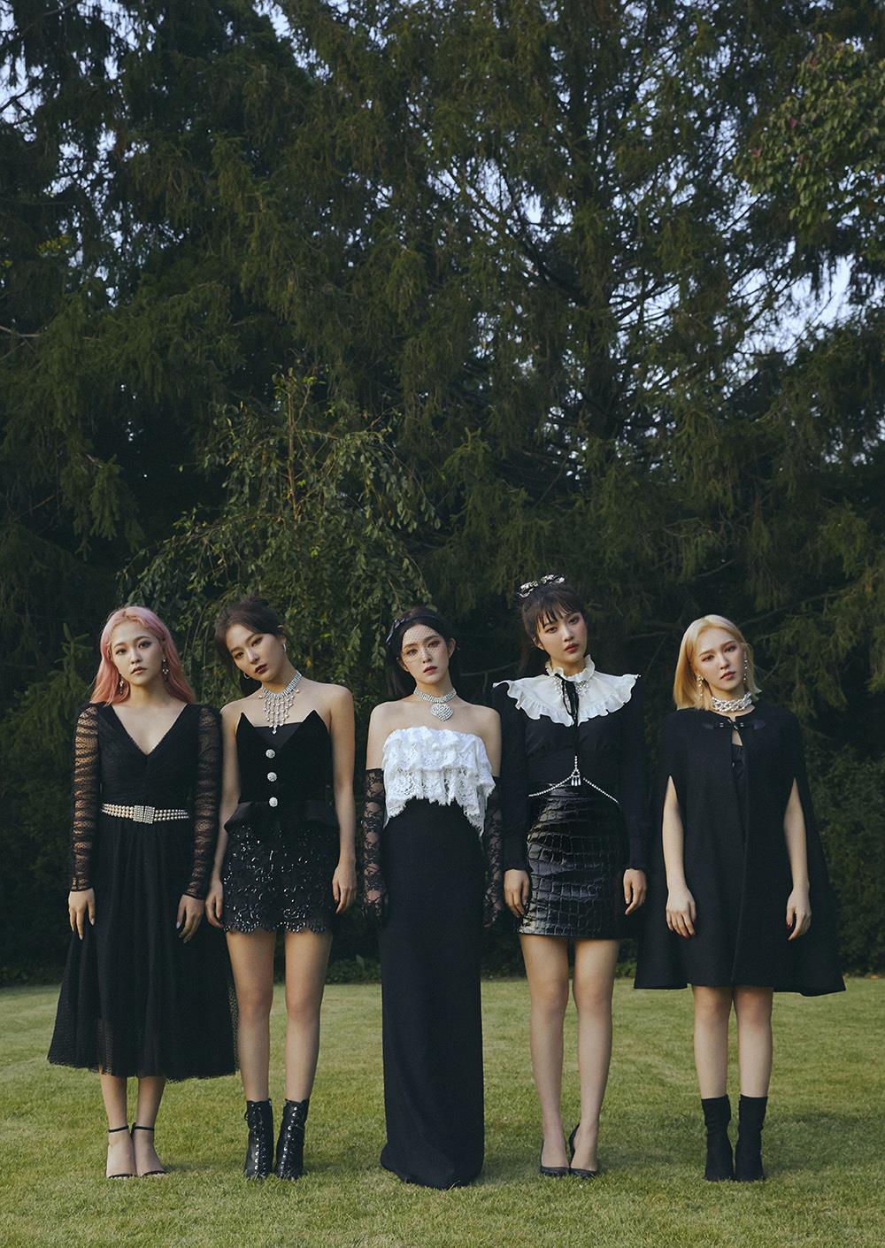 裴珠泫|IRENE争议发酵，继组合文化庆典取消后，个人银幕出道作也被延期