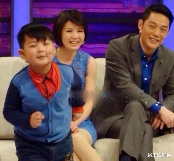 周丽淇@恭喜!傅程鹏妻子成功诞下男婴,儿子神似爸爸,曾因背离前妻被骂