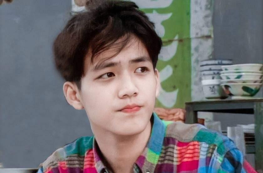 王嘉尔|《这就是街舞》队长大秀，王嘉尔炸点频频，而这位队长却力不从心