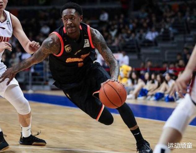 广东男篮|广东队再放1大招！将包机迎回超级外援，第10冠已成囊中之物