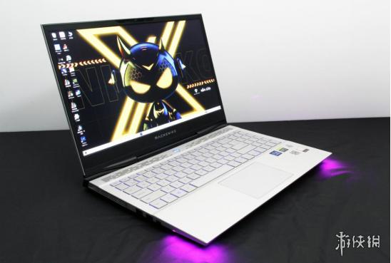 GeForce|学出位，玩出色——机械师“战空”F117-X开箱测试