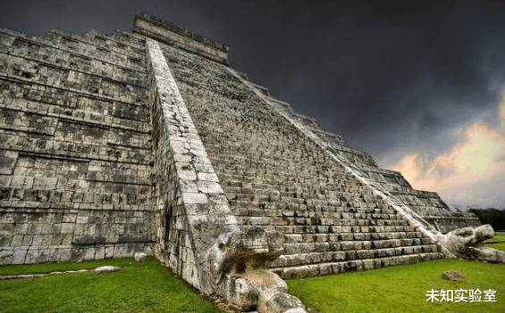 金字塔|史前文明真的存在吗?西藏发现100万年前金字塔,北纬30度太神秘