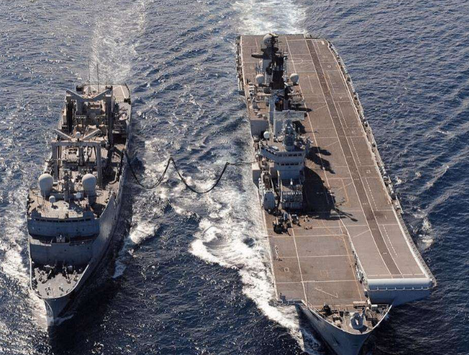 尼米兹|美国航母到底有多大？看看两张图片对比你就知道了，网友：太壮观了！