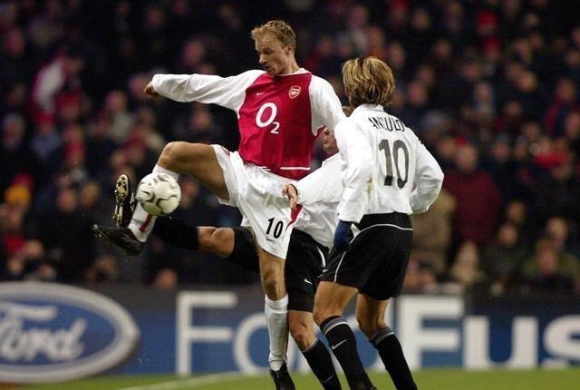 曼联：“水货”到巨星的逆袭，十大巨星中谁的职业生涯更具传奇色彩？