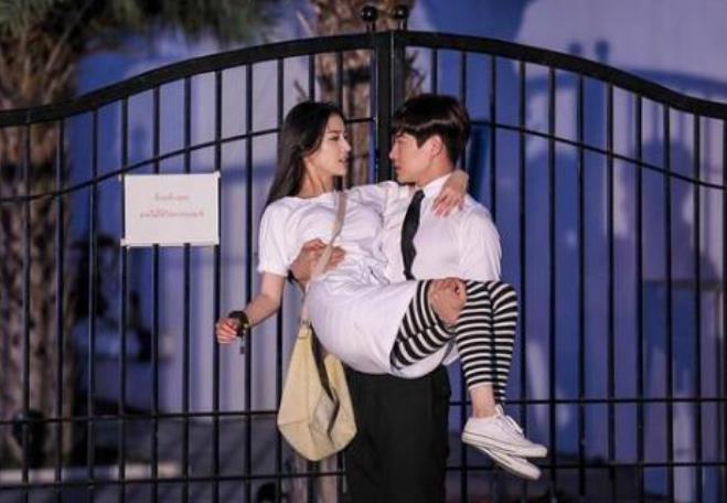 #公主抱#为什么电视剧“公主抱”这么轻松 当看到全身照, 原谅我笑出猪叫声