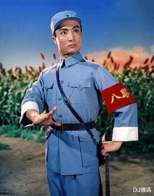 李光|79岁李光近照曝光,谈与妻子沈健瑾的爱情故事,仅四个字便令人泪目