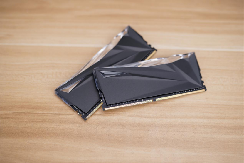 谷歌地图|拒绝素颜,熊猫配色ITX电脑装机纪实