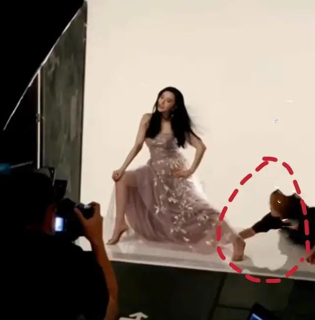 「范冰冰」范冰冰被曝卷入530亿资金骗局, 17亿不能归还,15万人遭殃了!