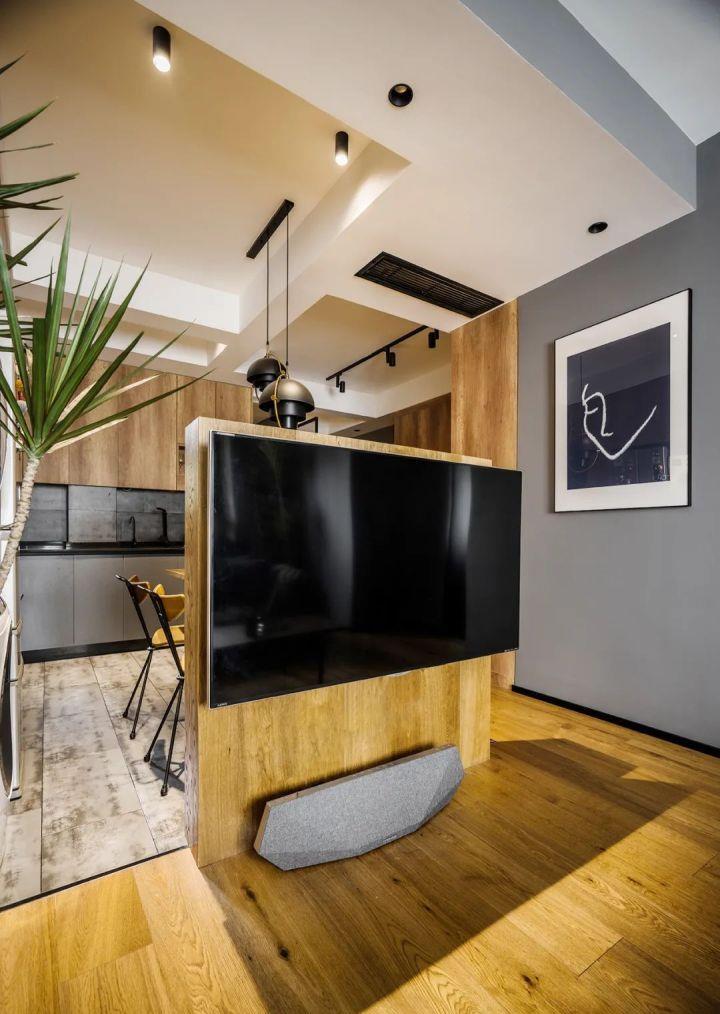 ：95㎡的高级场面，客厅主卧对换，卫生间四分离，全屋都是柜子，美