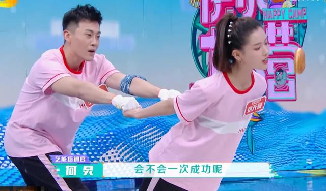 张昕宇|想红想疯了？赵丽颖公司艺人《快本》推同伴落水，没品行为遭吐槽