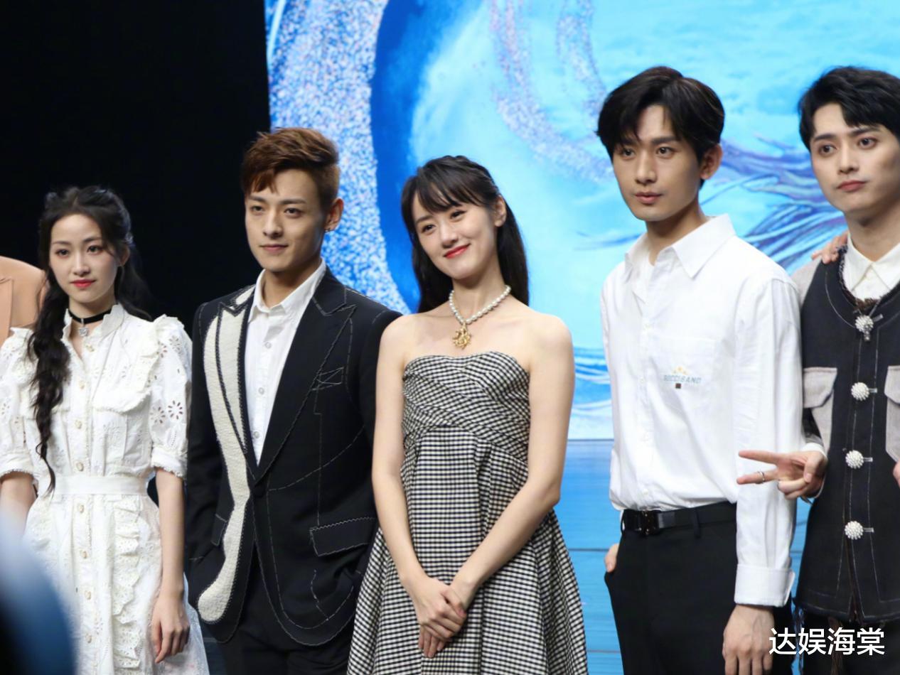 琉璃|《琉璃》走出国门，袁冰妍的话应验了，成毅拆CP后《长安诺》扑街