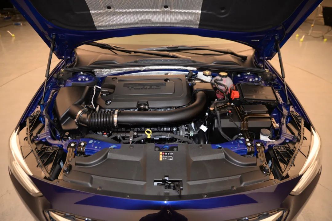 『别克君威』改款新君威，别克硬着头皮推“三缸”？