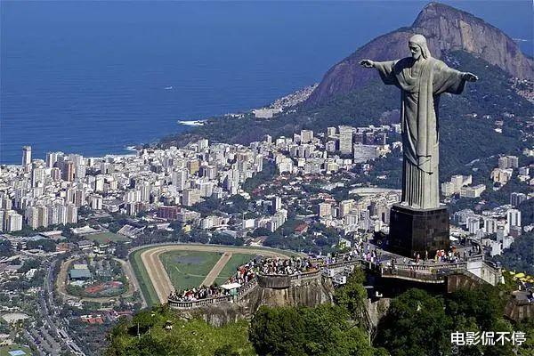 电影|不愧是小黄台，这部9分神剧，差点过不了审！