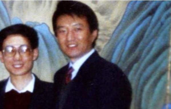 「学霸」北大才子加入外国籍,4年令中国损失7000亿,如今现状如何?