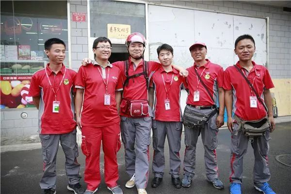 物流|2020物流大变局:电商平台天上打架,快递公司地上鏖战