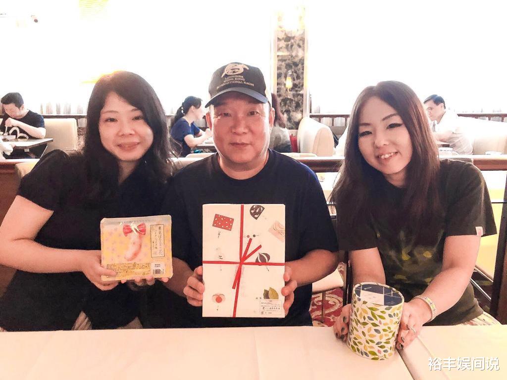 「林正英」他每年都会写长文思念师兄林正英！常被错认元彪，62岁仍受关注