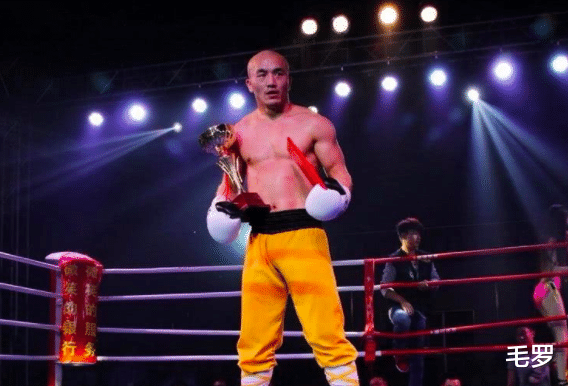 『擂台』深夜22点，巨星一龙摆擂台公开宣战，李景亮师兄：看我怎么收拾你