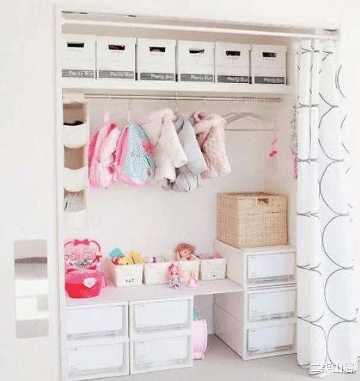|怪不得日本人的家都很干净整洁,看衣柜就明白,拍照回家学着装!