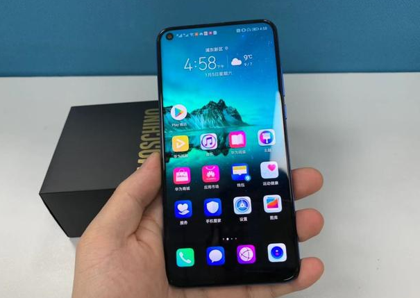 『华为』华为彻底发飙!麒麟980+后置三摄+4000毫安,从3499元跌至2099元