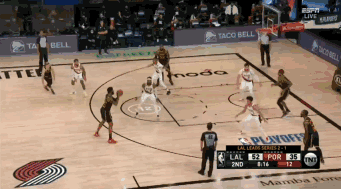 勒布朗·詹姆斯|创历史！詹姆斯成首位季后赛7000分先生，遥遥领先乔丹等传奇