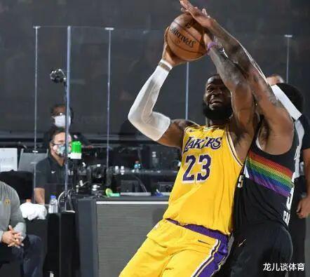 穆雷|最后3分钟老詹的封盖有没有犯规？赛后穆雷回应，慢镜头很清楚