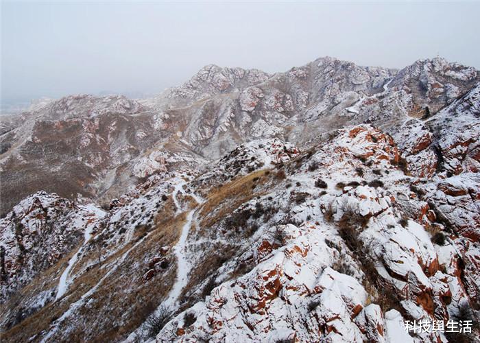 扎心■意大利地区出现异象,一滩“粉红色”的雪,究竟是什么引起的?
