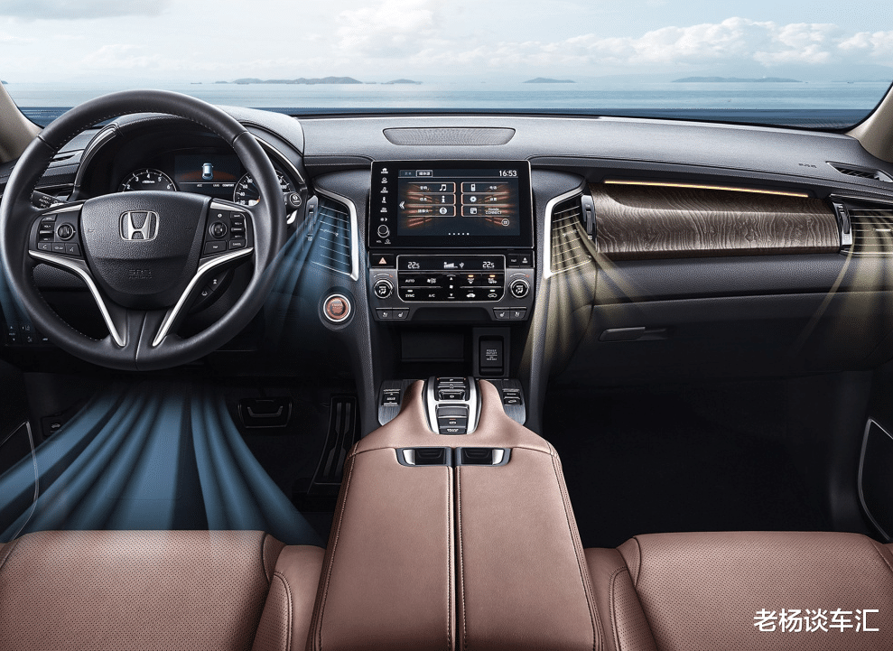 本田■本田又成功了,后排可翘腿,2.0T爆272马力,双独悬+四驱