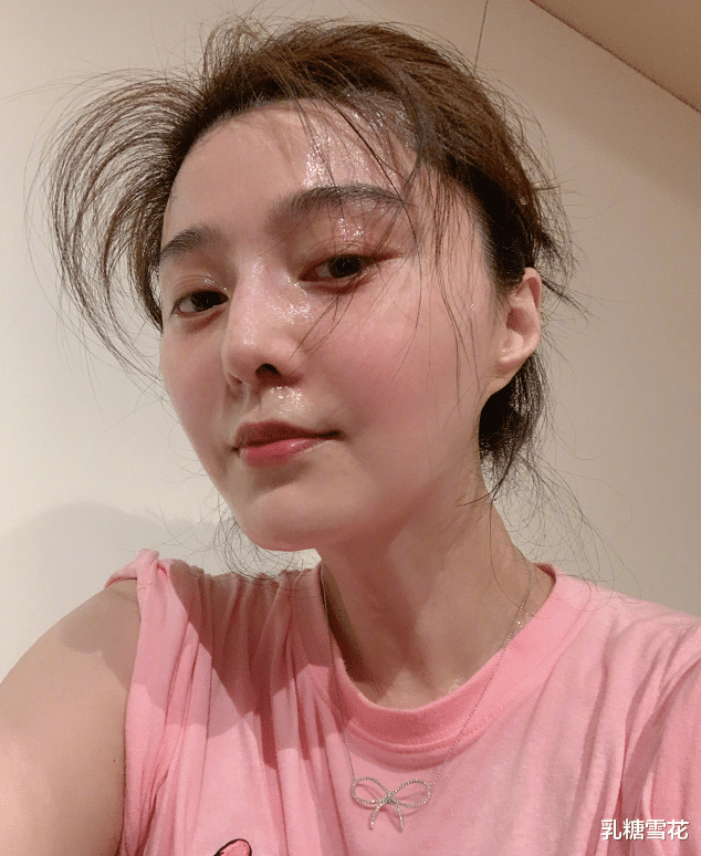 『范冰冰』范冰冰运动后满头大汗，脸部被强制“脱妆”后：38岁最真实的样子
