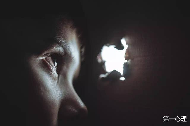 第一心理|为什么说公布真相会让大众恐慌?细品这些灾难事件你就懂了