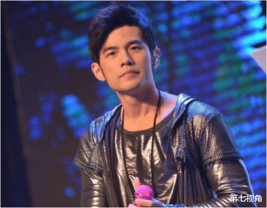 演唱会|“演唱会门票最难抢”的5位歌手，薛之谦上榜，他的能抢到算我输