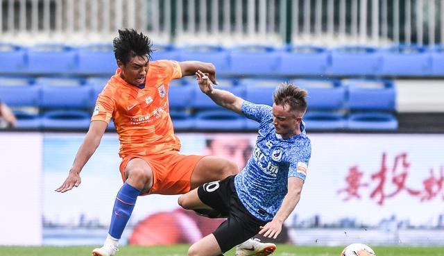 山东鲁能|鲁能不用格德斯原因找到，数据告诉你李霄鹏原因，第二阶段或离队