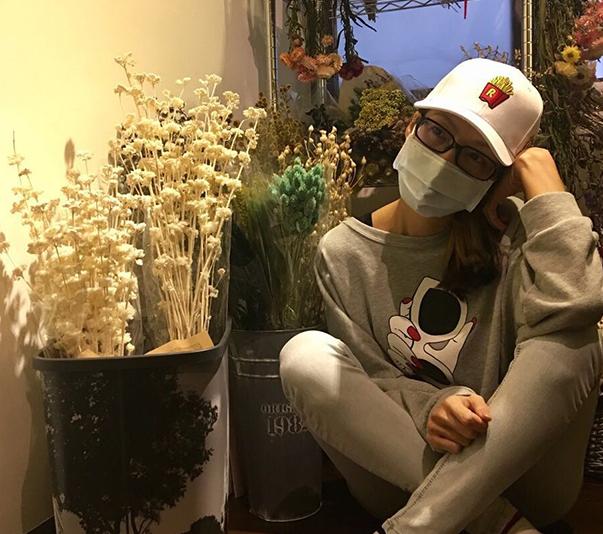 何润东|何润东晒出自己的豪宅，全屋布置都井井有条，唯独衣柜里面太乱了