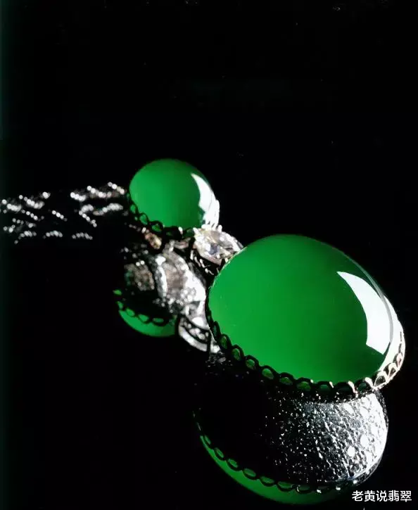 翡翠|顶级翡翠为何多为素面？