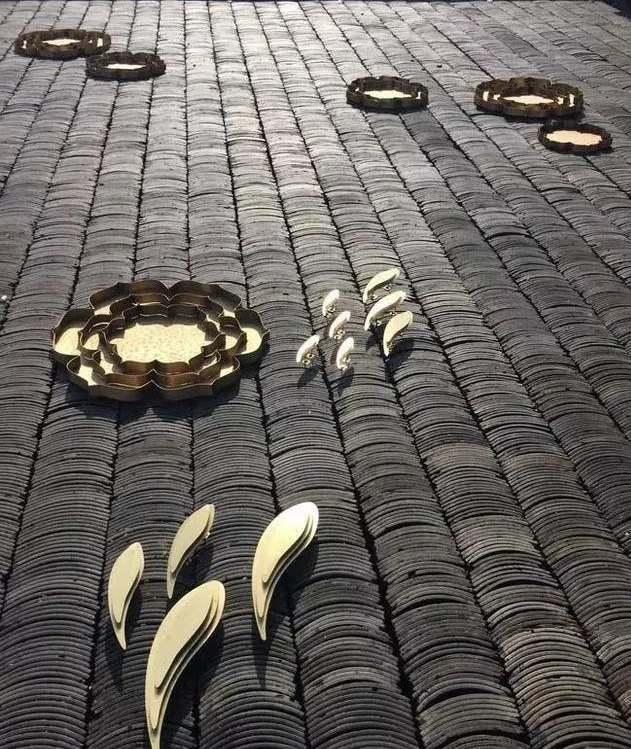 「」当瓦片遇上了设计，看看瓦片这种材料，如今庭院设计中变得不一样