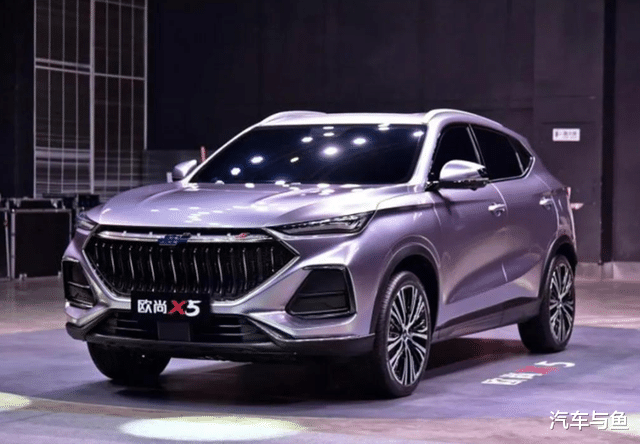 长安汽车|长安发大招！新车颜值高，如丰田一般省油，依旧蓝鲸1。5T