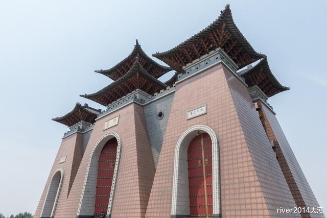 山西省|世界最高的门，比法国凯旋门还高0.4米，就在中国山西