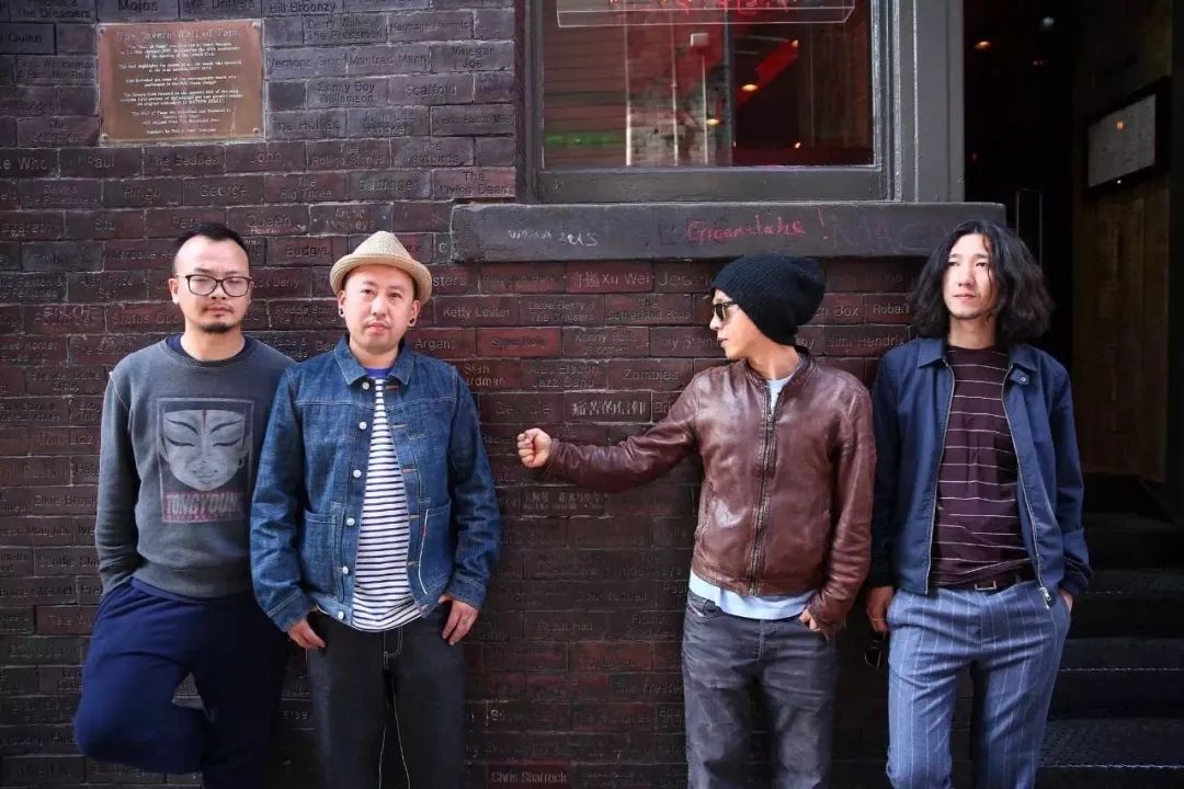 痛仰乐队|痛仰乐队 | 五岁时，妈妈告诉我，人生的关键在于快乐