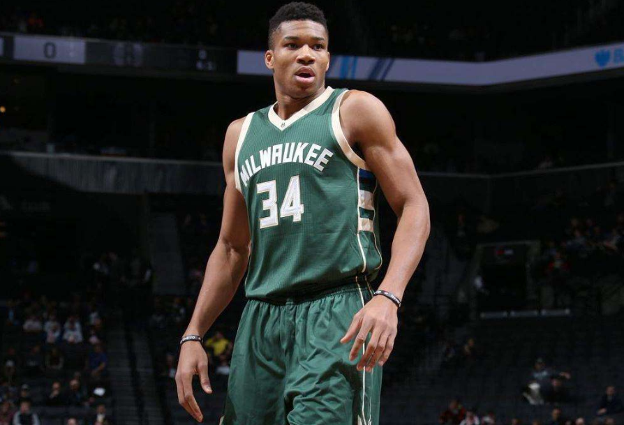 季后赛|重磅!季后赛对阵图出炉!8组对决7组已确定,只差湖人