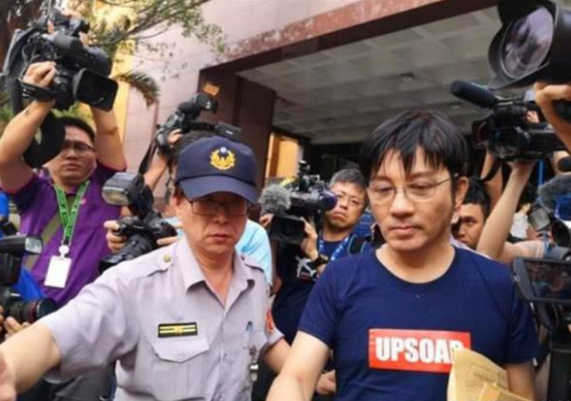 毁容|著名男歌手轻生而亡，死前曾因毁容事业惨淡，愿天堂没有伤痛