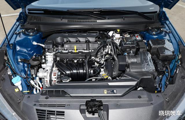 现代伊兰特|全新伊兰特，若买自吸版本就上尊贵版，入门车型不推荐