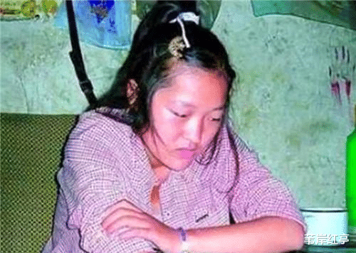 ##那位高考故意考零分，还写下8000字对高考不满的女孩，现状如何？