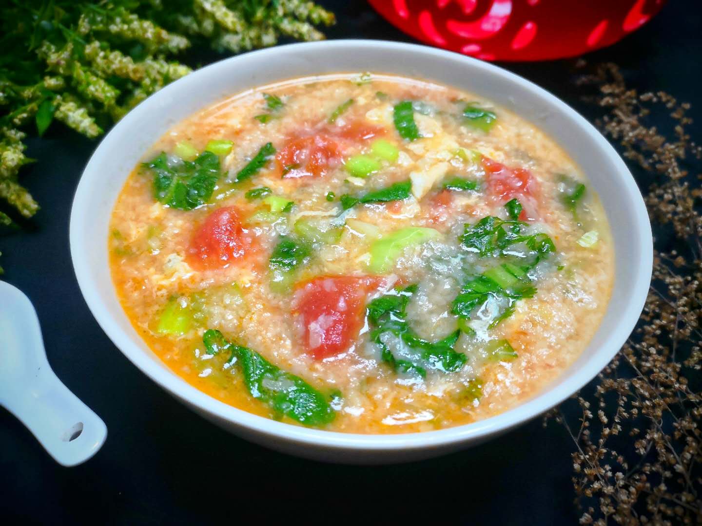 「疙瘩汤」最近晚餐我常给孩子做这汤，每次一大碗，解馋顶饱，熬夜也不会饿