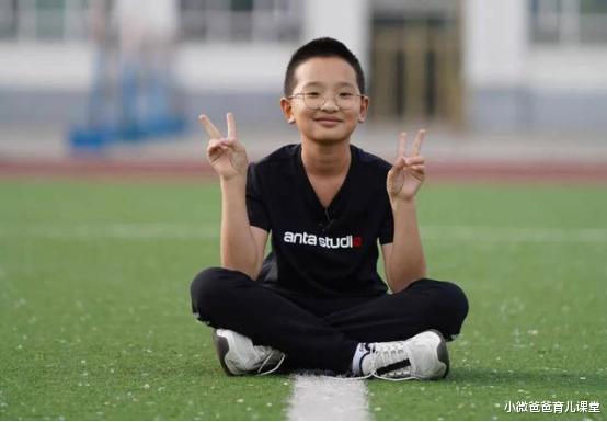 #钟美美#钟美美放弃“百万签约”，心动时被母亲怒斥：学习好了不止一百万