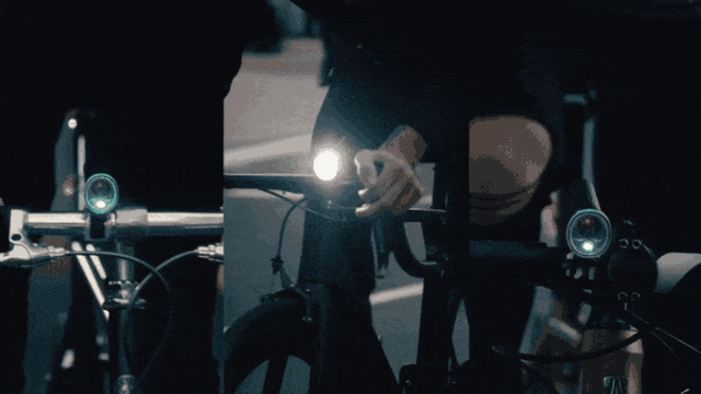 汽车|Laserlight Core - 用于更安全骑行的投影自行车灯